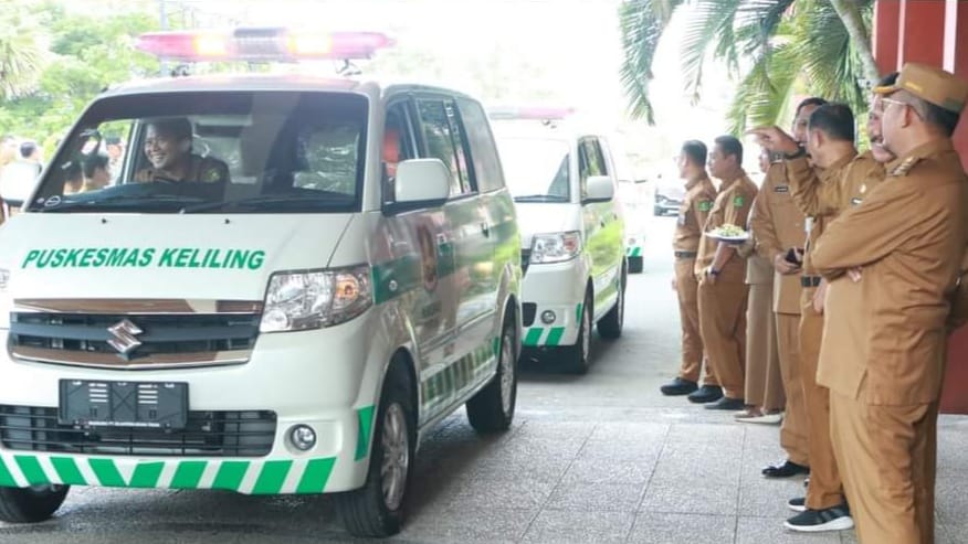 Bupati Fauzi Serahkan 29 Mobil Puskesmas Keliling, Perluas Jangkauan Layanan&nbsp;Kesehatan