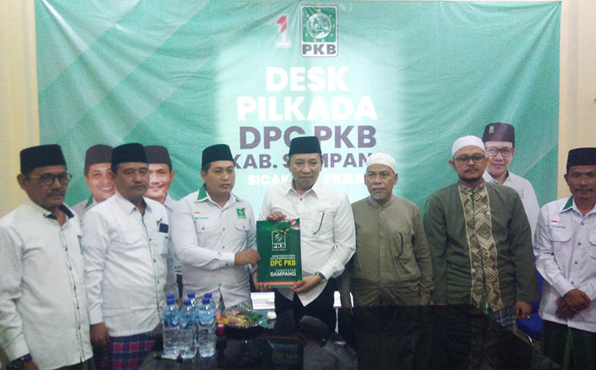 Eks Bupati Sampang H Idi Daftar Bacabup ke Gerindra dan PKB untuk Pilkada&nbsp;2024