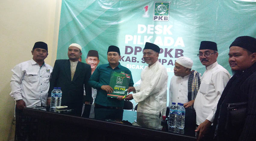 Eks Bupati Sampang Mendaftar Bakal Calon Bupati di PKB untuk Pilkada&nbsp;2024