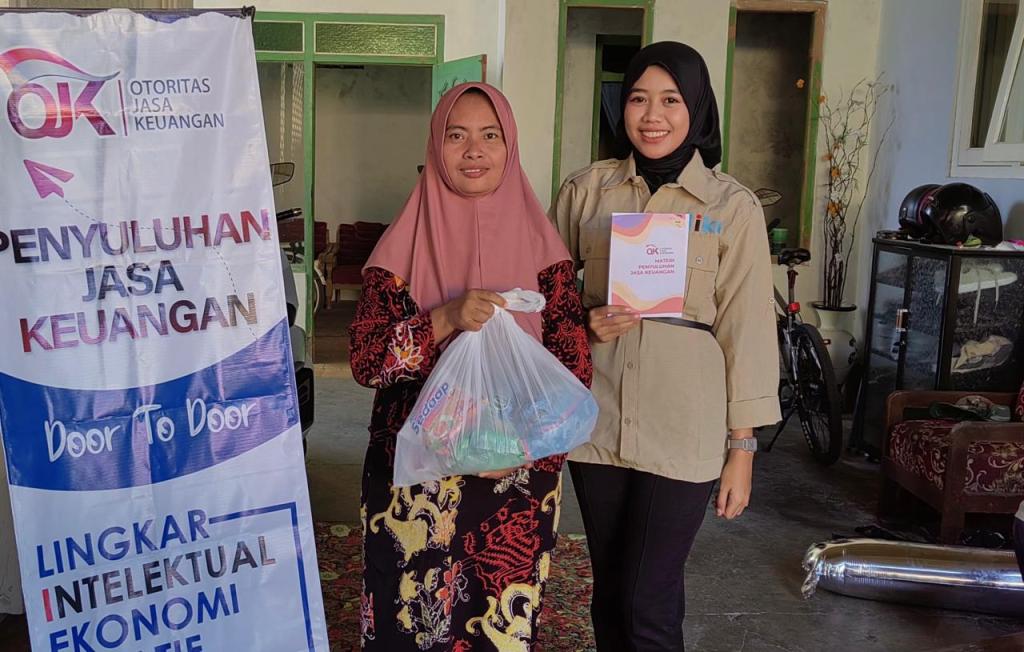 Penyuluhan Jasa Keuangan OJK dan LIKE Sasar Warga Sumenep dari Rumah ke&nbsp;Rumah